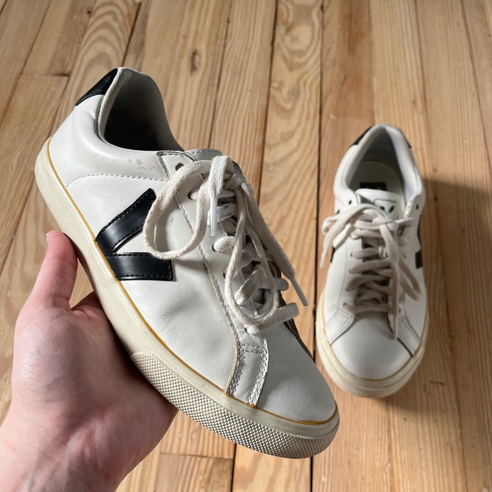 Veja Esplar Leather Sneakers Womens 6 White Black Low Top casual Lace Up Shoes
